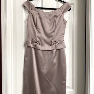 Purple cap sleeve dresss